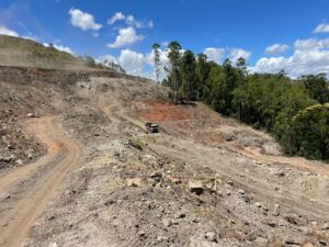 Supressão de Áreas Extensas com Destoca e Remoção de Top Soil